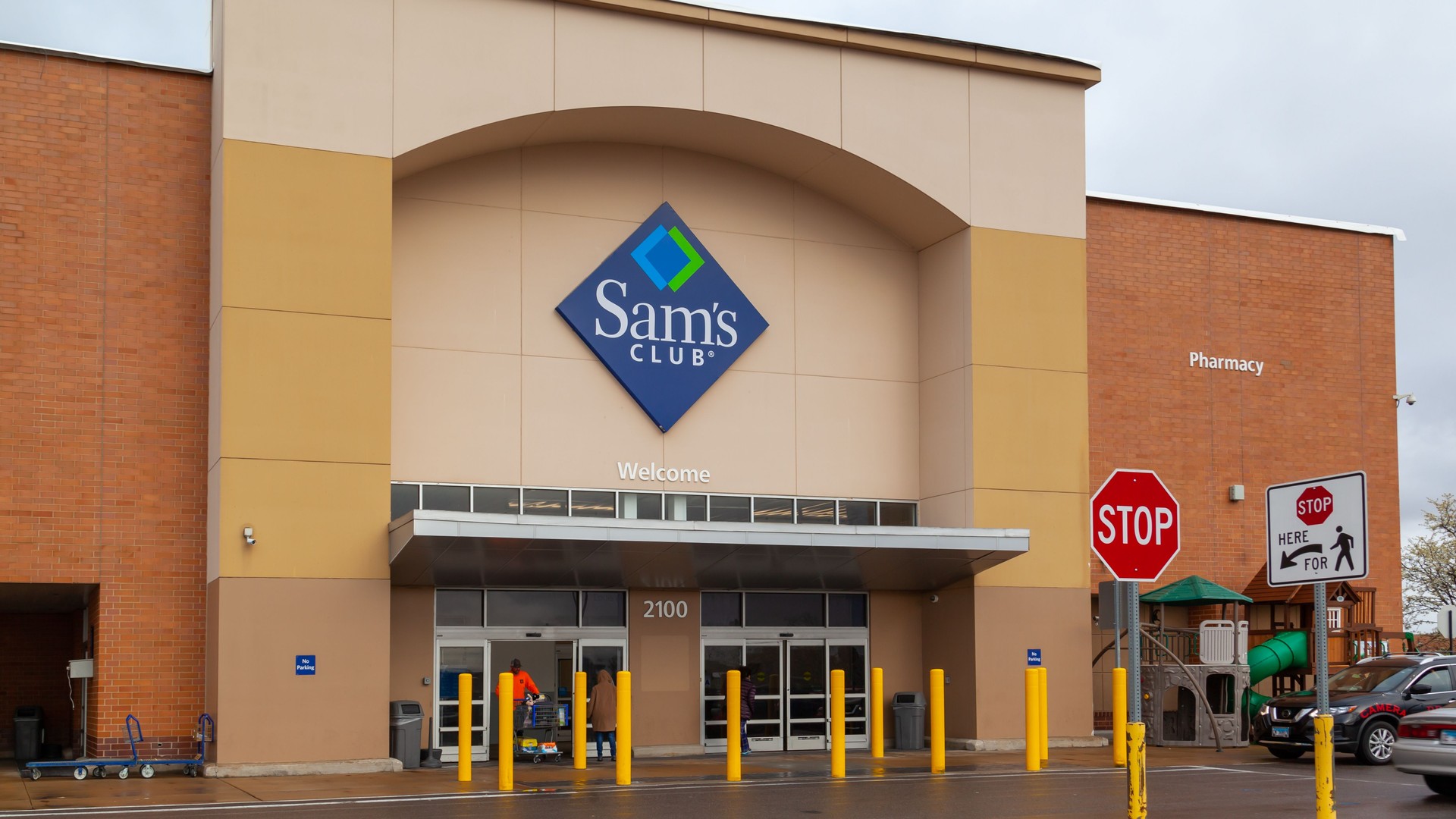 Sam's Club